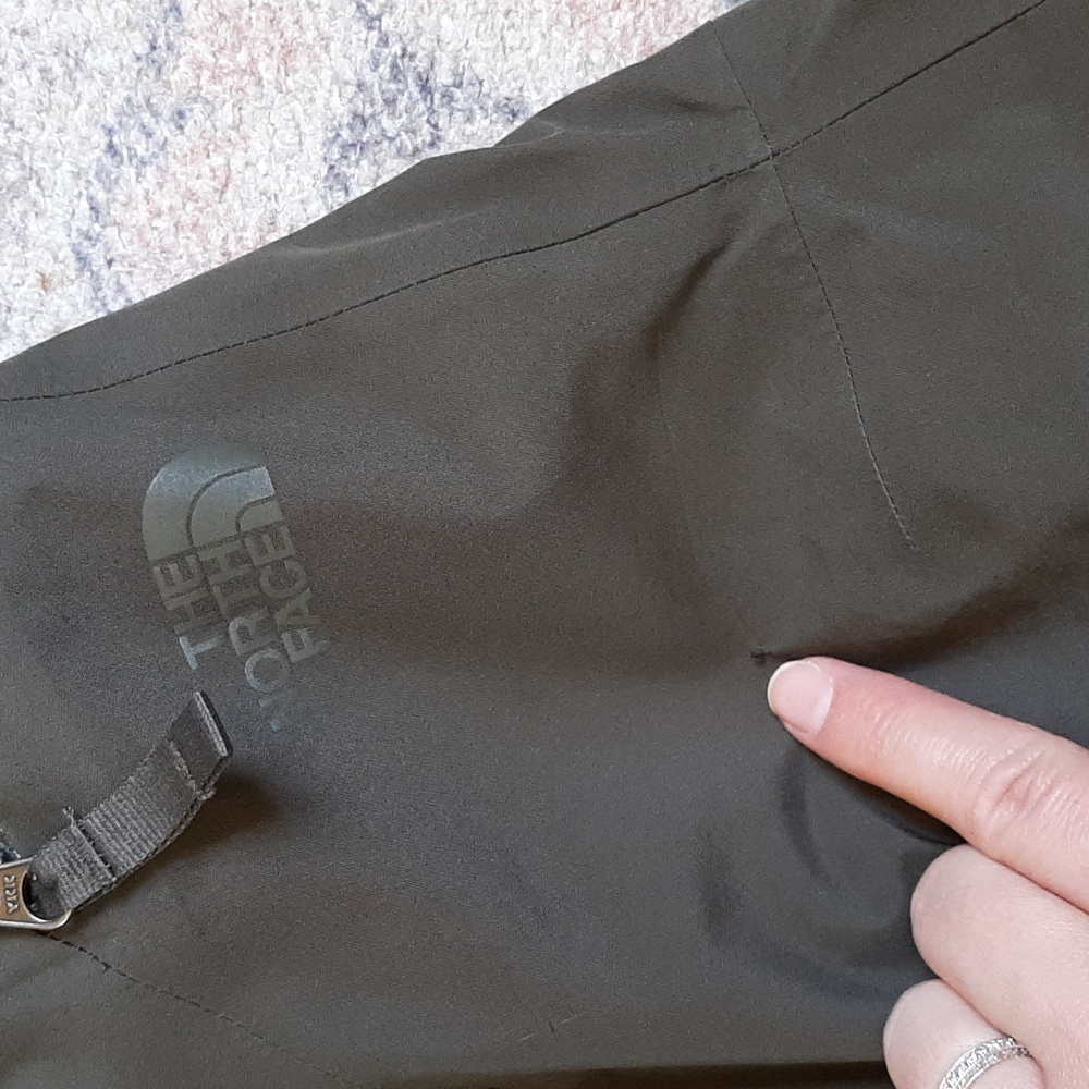 Girls Green The North Face ski pants size xs/tp with EZ grow feature - Picture 6 of 9